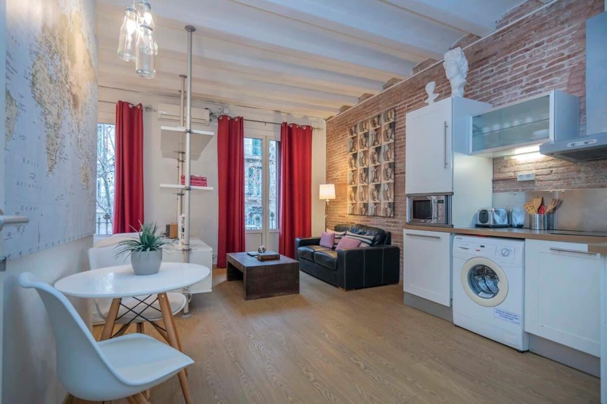 Exclusive 2 Bedroom Apartment In The City Center Barcelona Exterior photo
